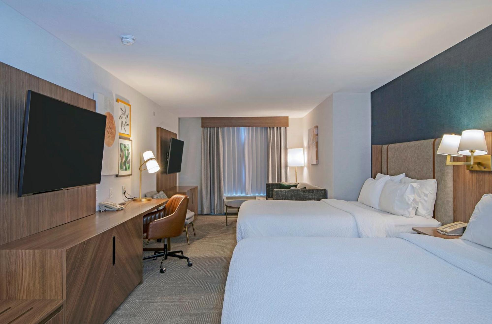 Holiday Inn Hotel And Suites-Kamloops By Ihg Dış mekan fotoğraf