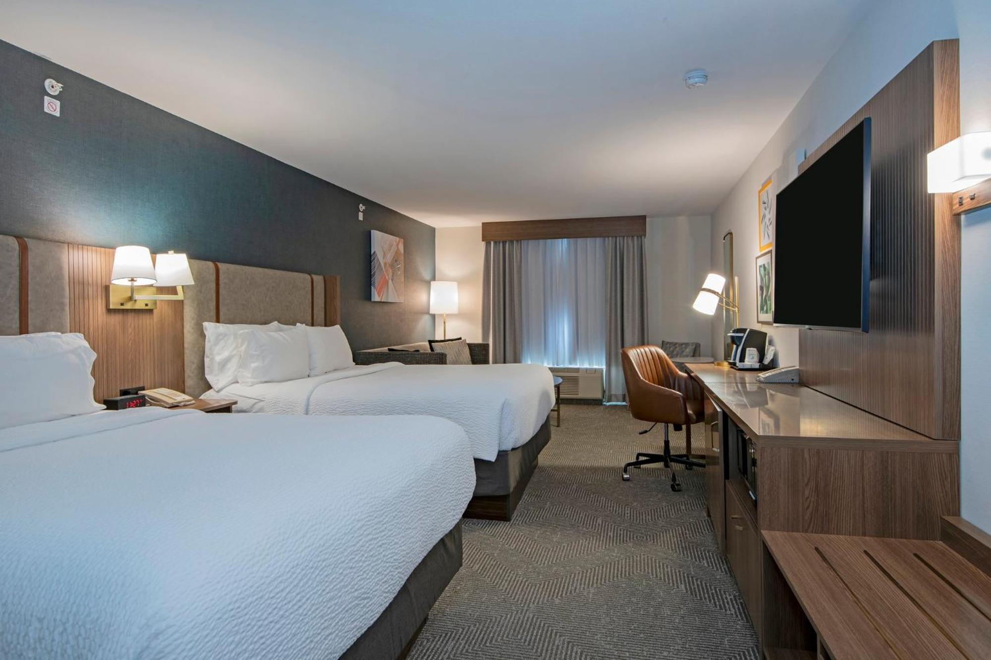 Holiday Inn Hotel And Suites-Kamloops By Ihg Dış mekan fotoğraf