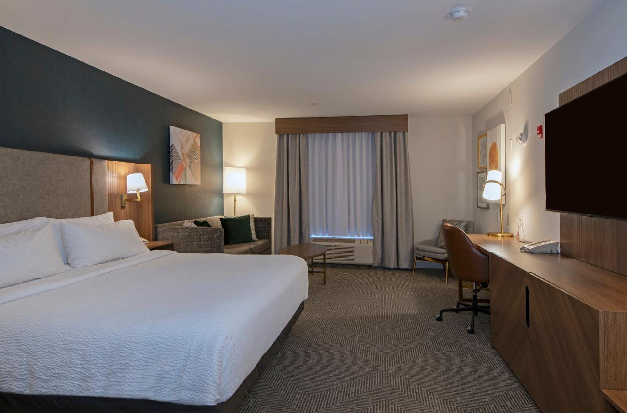 Holiday Inn Hotel And Suites-Kamloops By Ihg Dış mekan fotoğraf
