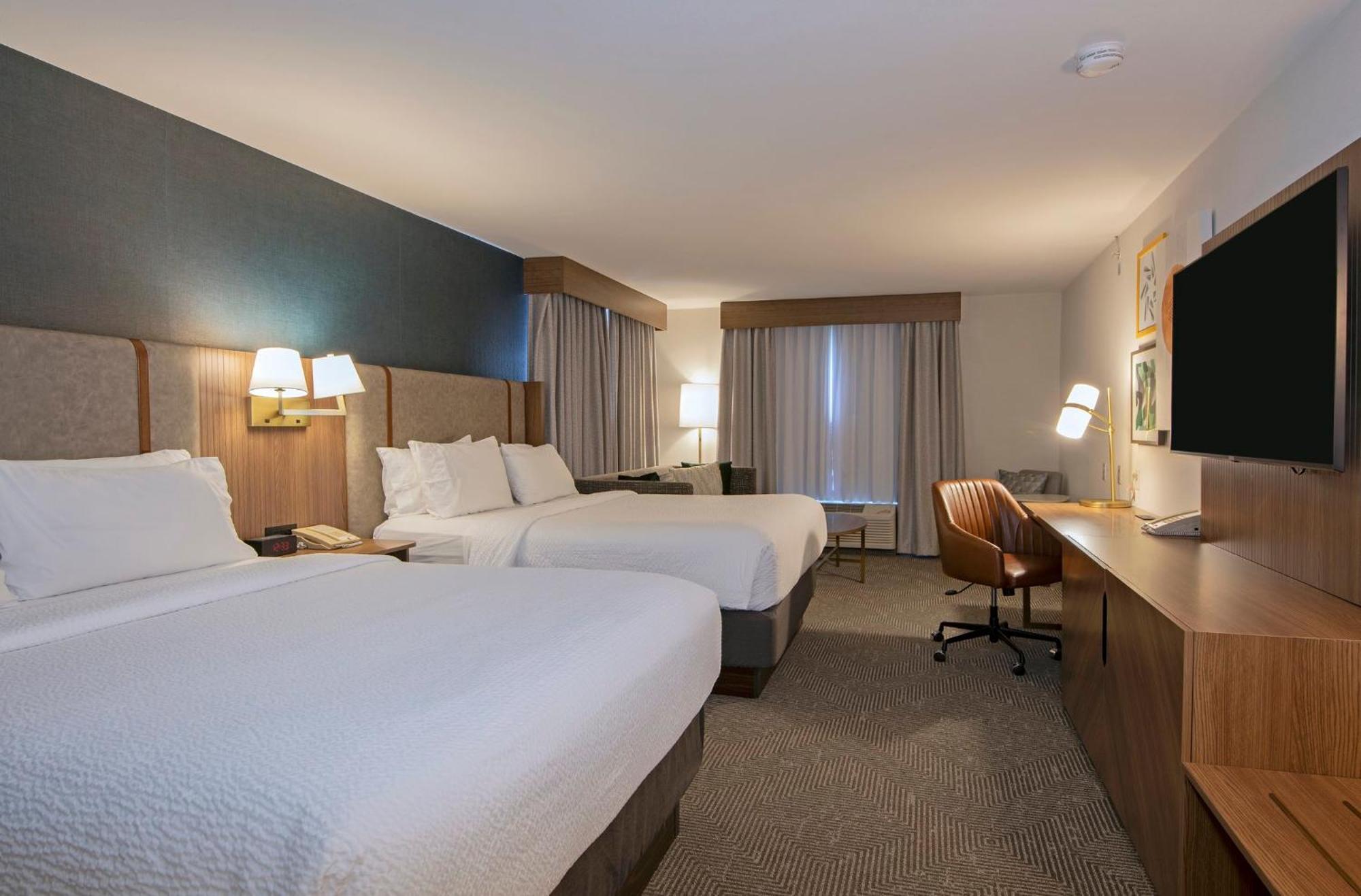 Holiday Inn Hotel And Suites-Kamloops By Ihg Dış mekan fotoğraf