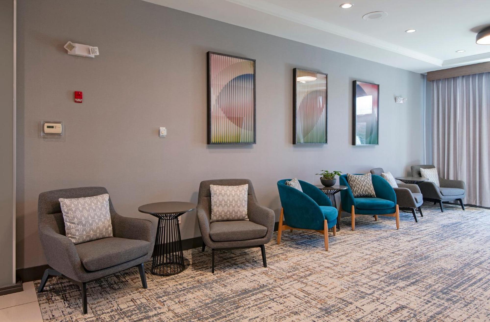 Holiday Inn Hotel And Suites-Kamloops By Ihg Dış mekan fotoğraf